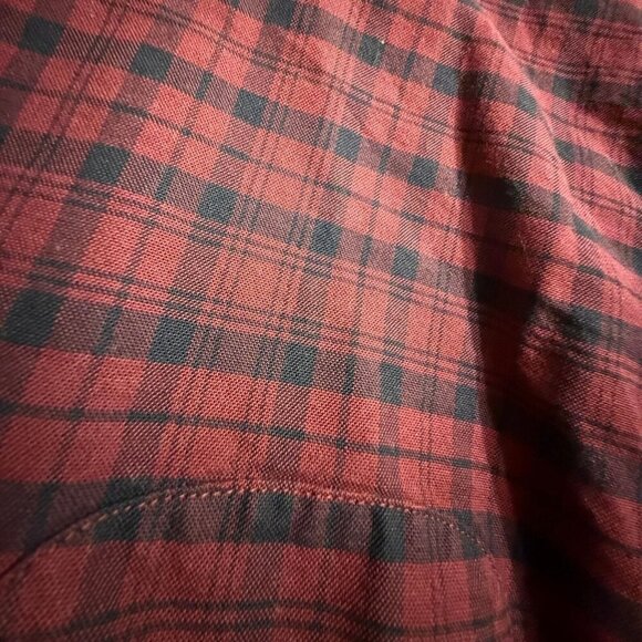 Mens J.Crew Maroon and Black Plaid Button Down Shirt - Size Large - Picture 9 of 9